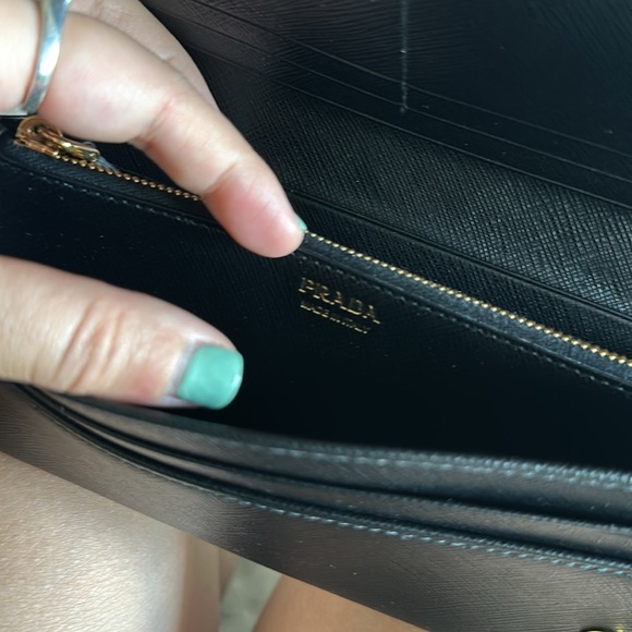 Large Prada Saffiano Wallet - Black - Picture 16 of 16